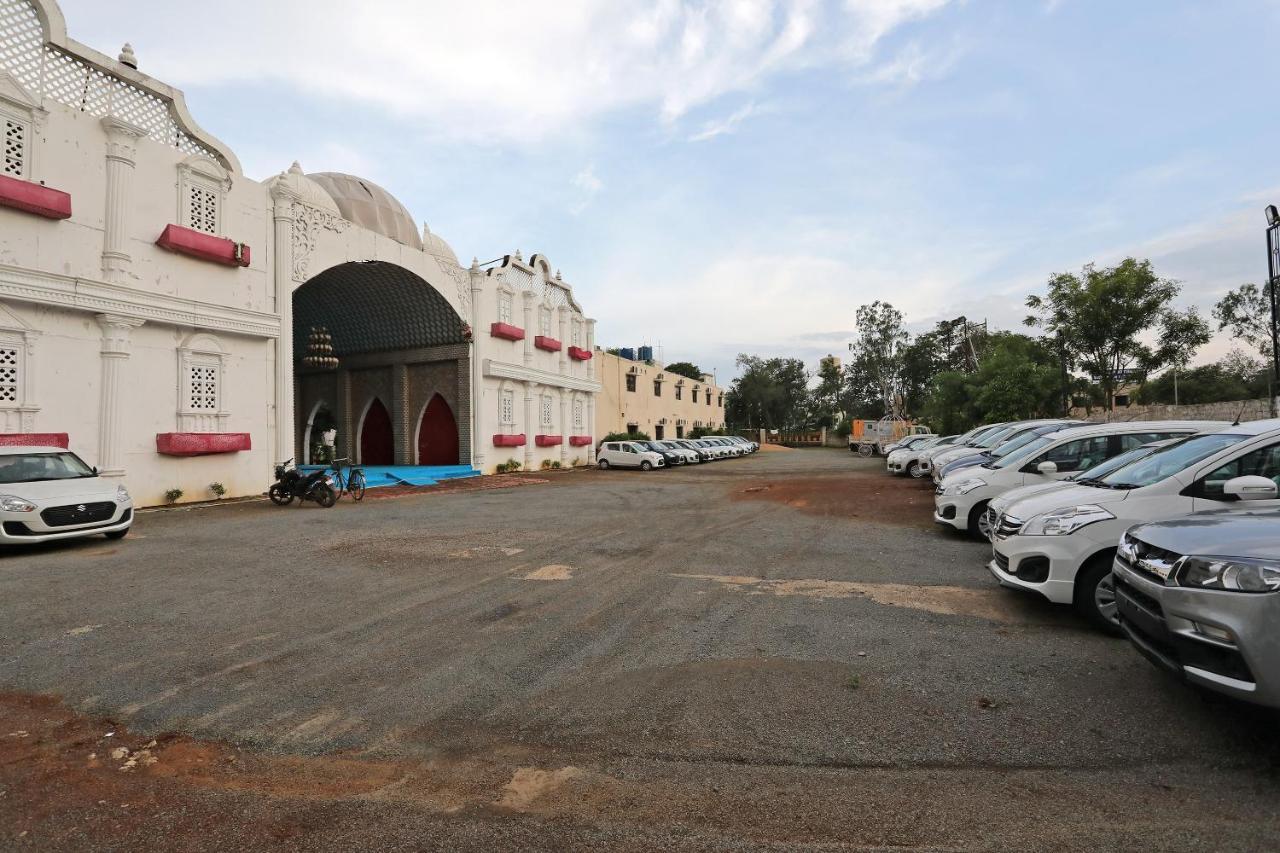 Oyo 18965 Parampara Garden Dharmpura Exterior foto